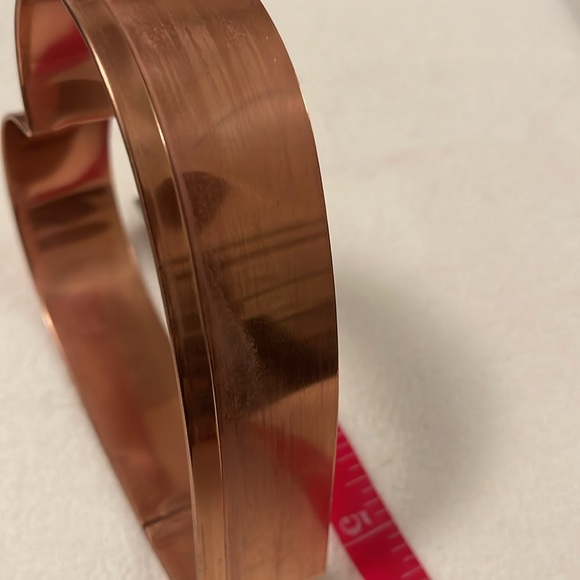 Copper Heart Shaped Large Cookie Cutter 5.5x5.5 Folded Rim - Picture 4 of 5